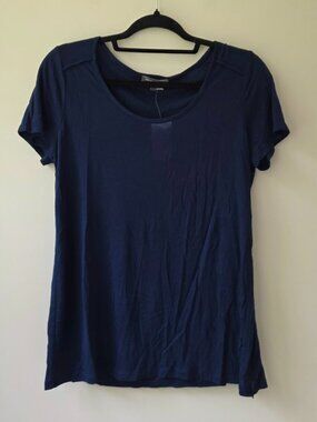 VINCE Luxury Crewneck Short Sleeve Tee Shirt | Small | Navy Blue Rayon NWT
